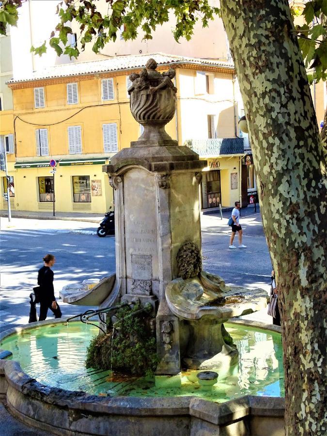 Blue Fountain Luxueux Studio Aix Centre Historique -Wifi-Smart Tv- Aix-en-Provence Exteriér fotografie